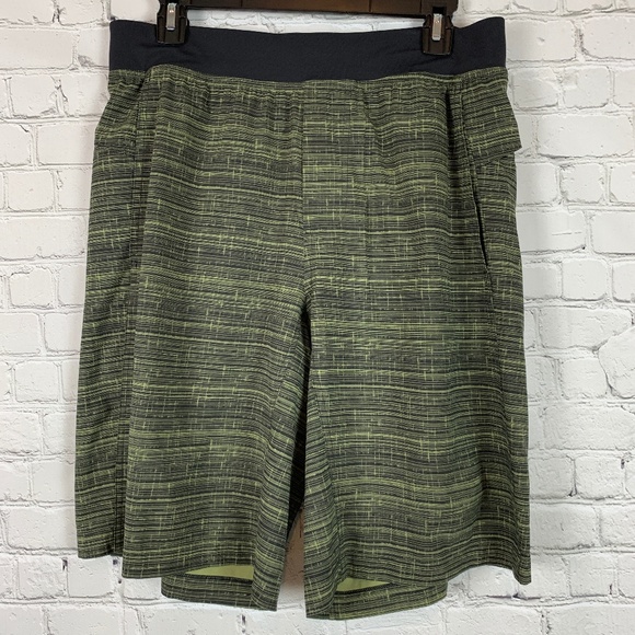 lululemon athletica Other - Lululemon T.H.E. Short Linerless 11" Green & Black